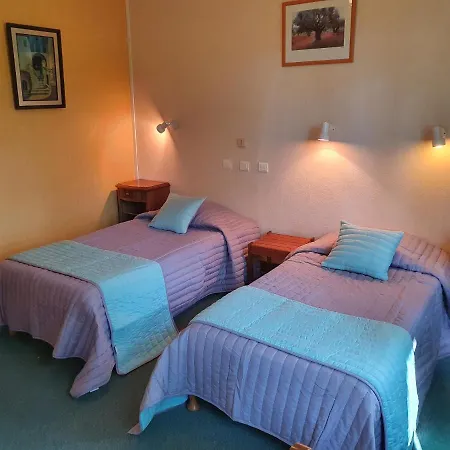 Le Vieux Tilleul 2* Seyne