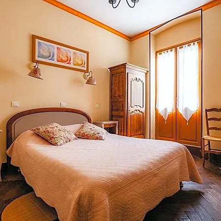 Le Vieux Tilleul Hotel