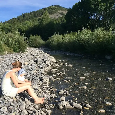 Le Vieux Tilleul Отель Seyne