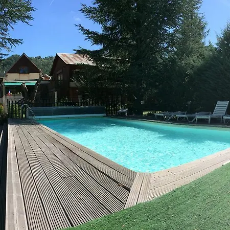 Le Vieux Tilleul 2*